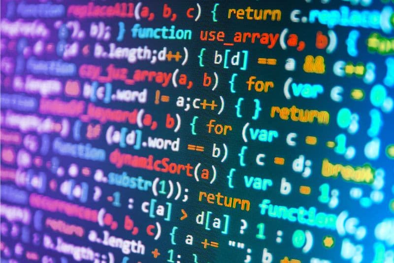 Software development: differences between Python, JavaScript, and Java